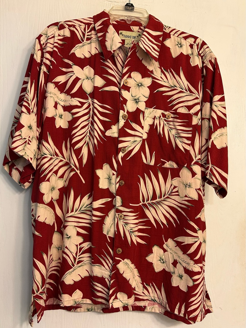 Paradise Coves Silk Tropical Resortwear Hawaiian Aloha Men’s Shirt Size Large.